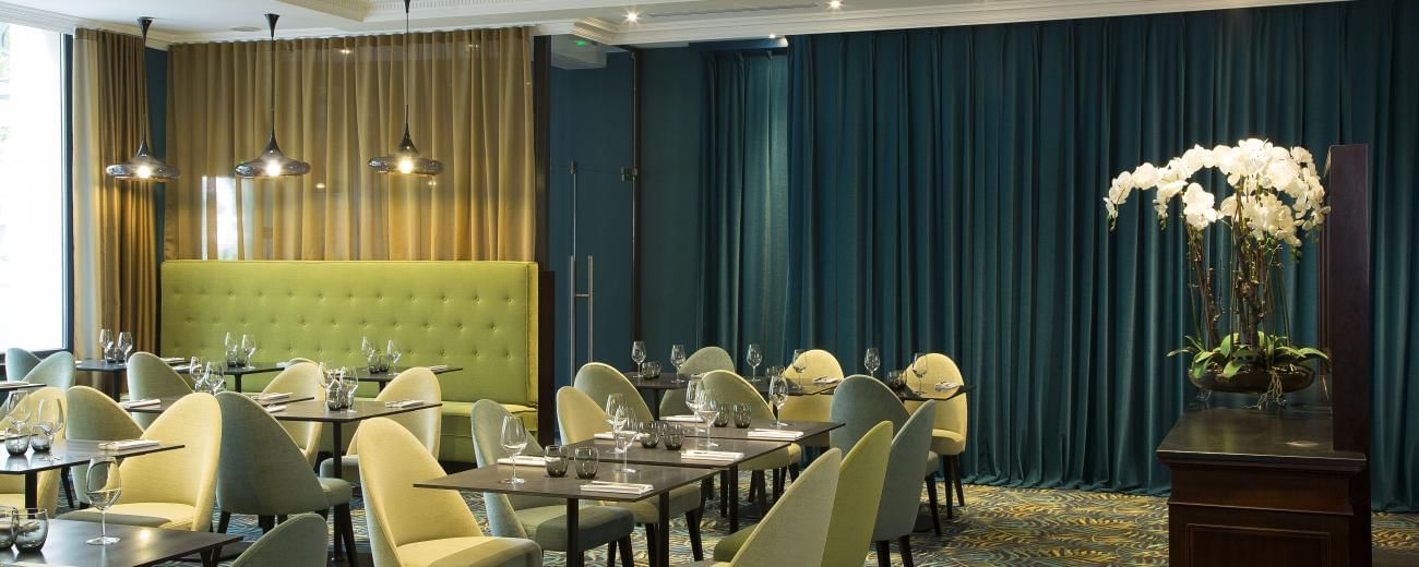 Restaurant La Closerie aménagé aux Oceania Hotels