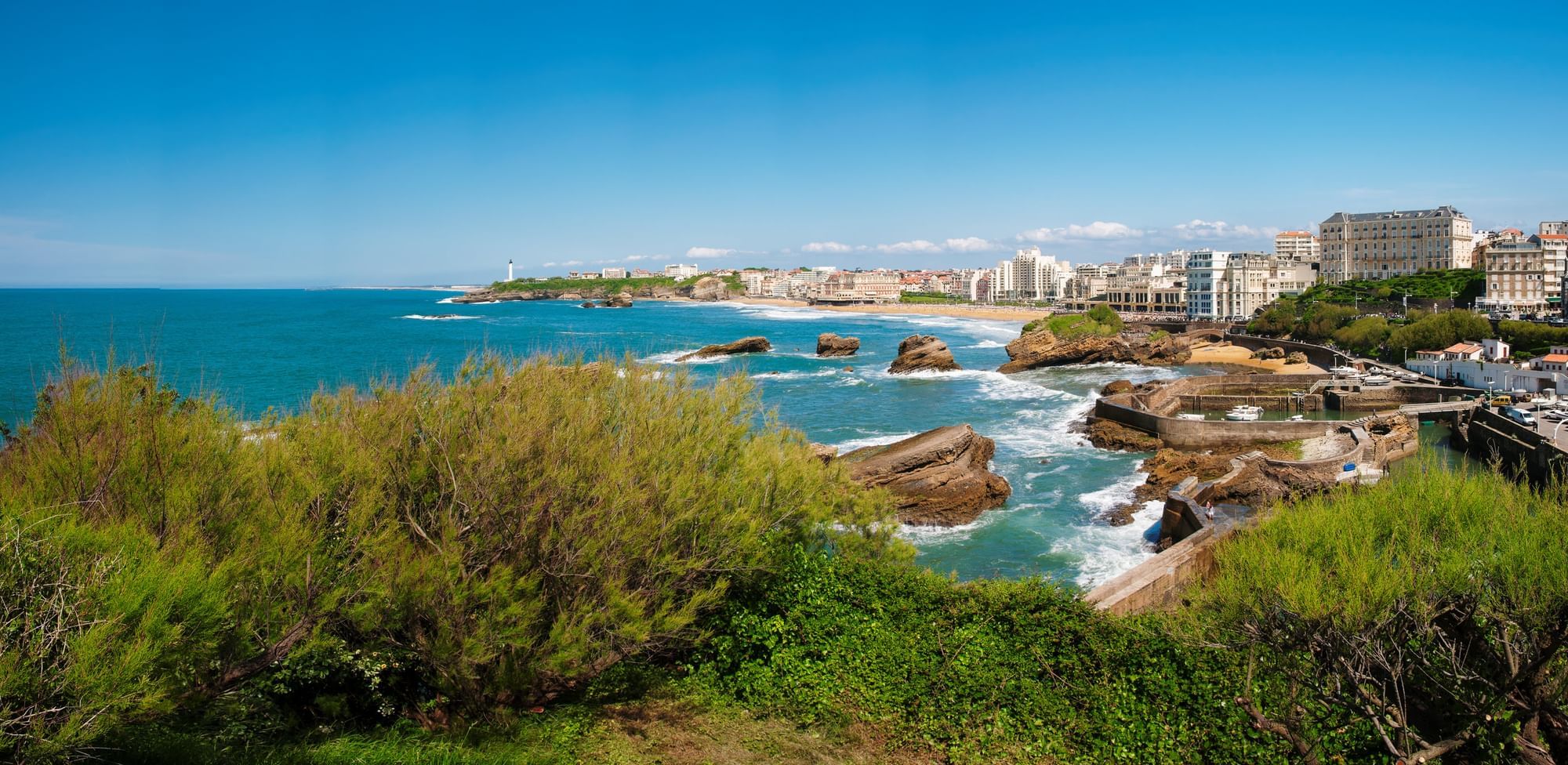 Vue du paysage de la plage de Biarritz près des Oceania Hotels